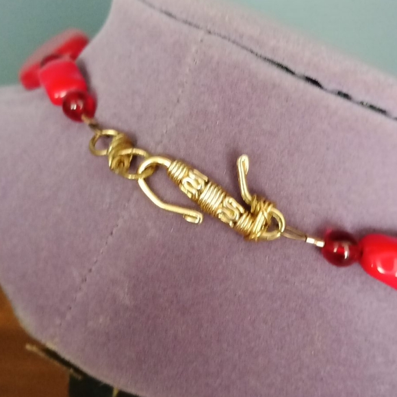 Necklace - Picture 3 of 6